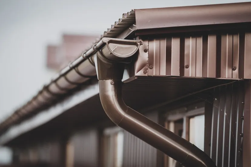 Seamlees-Gutters